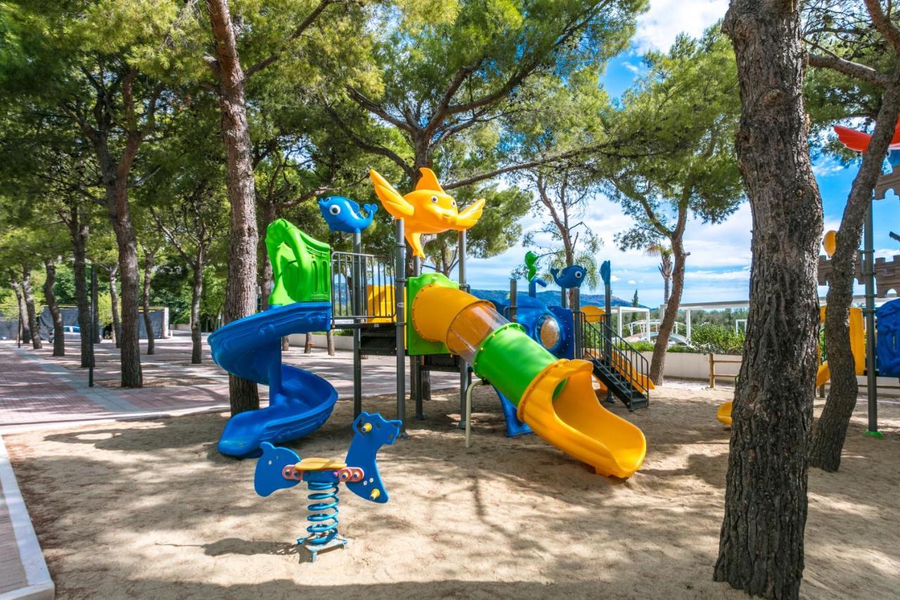 Villaggio Baia Del Monaco มันเฟรโดเนีย ภายนอก รูปภาพ