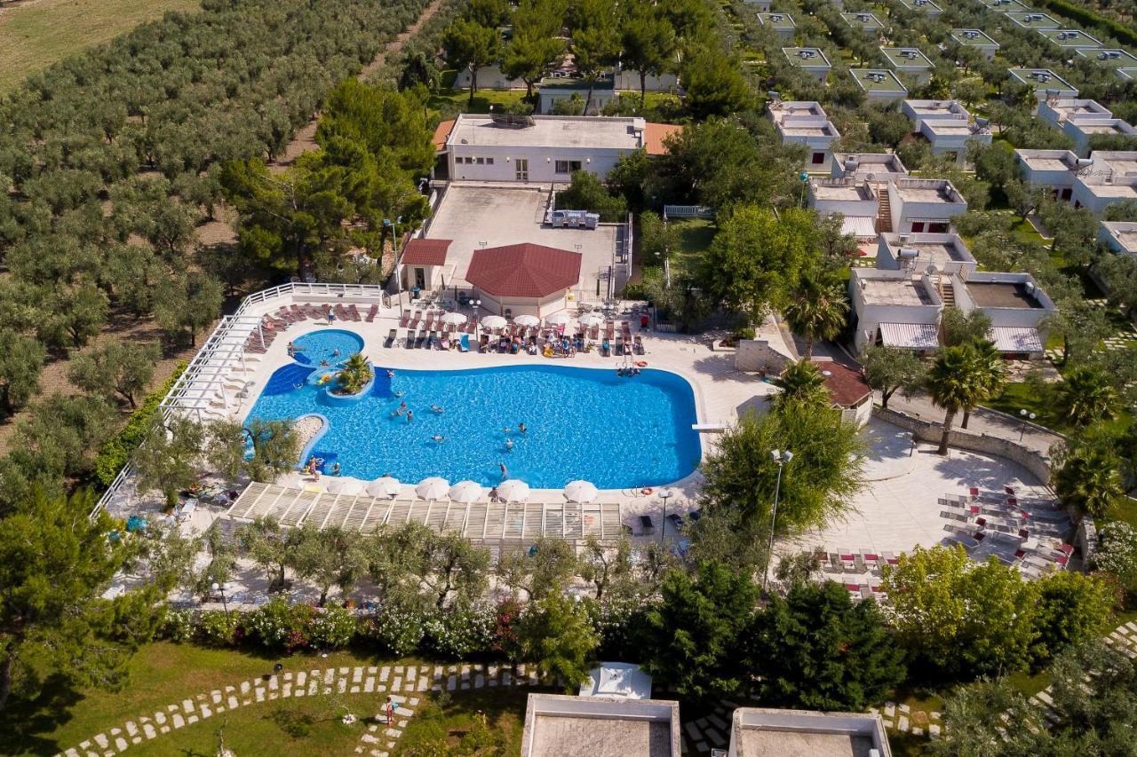 Villaggio Baia Del Monaco มันเฟรโดเนีย ภายนอก รูปภาพ